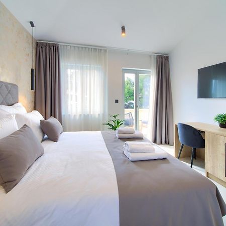 Portella Rooms Крк Экстерьер фото